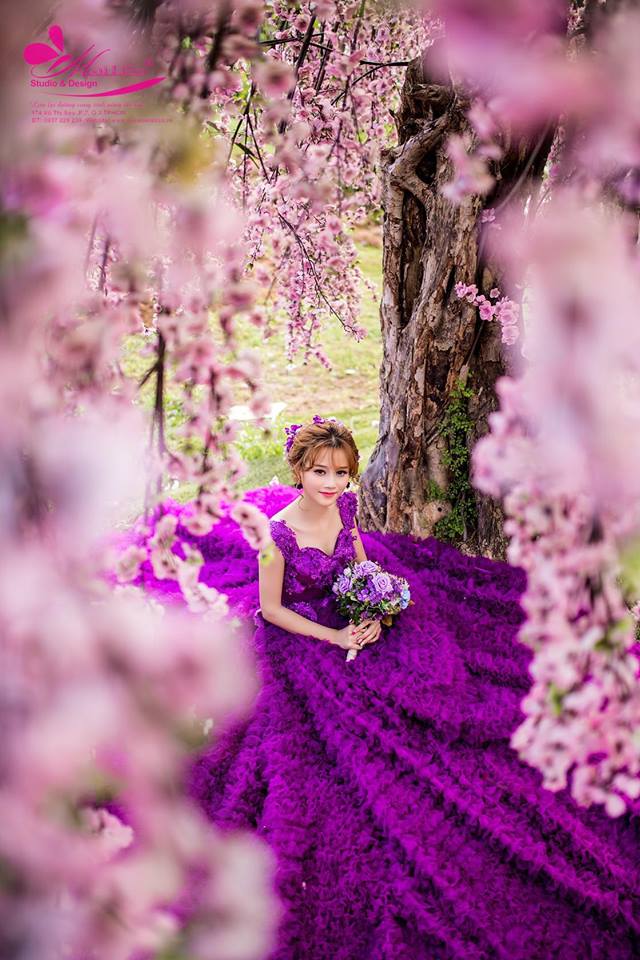 Váy cưới độc quyền màu tím GH3